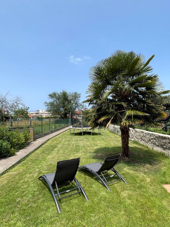 La Santina Y Su Jardin Appartement Avilés Buitenkant foto
